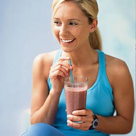 woman drinking chocolate