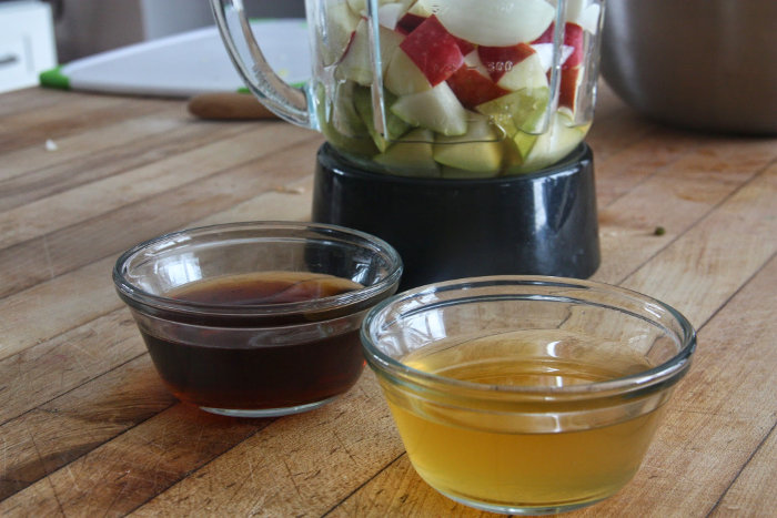 blend fish sauce, pear and apple