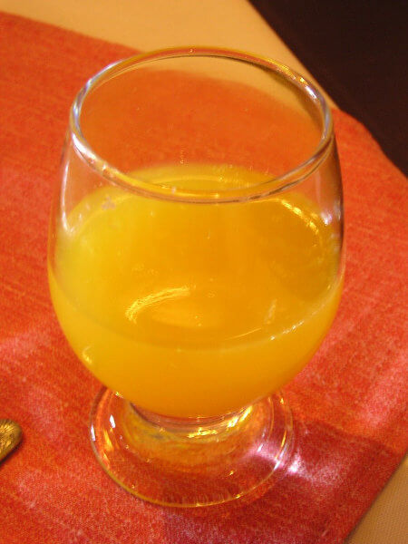 orange juice in glass